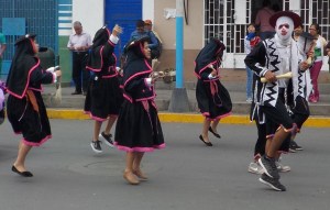 11.21.15 Barranca Parade-023