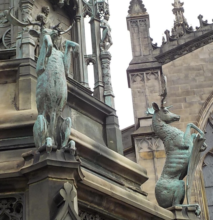 7.3.16 Edinburgh Royal Mile-004sm