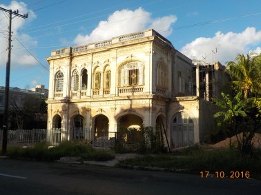 10-17-16-havana-walk-w-cathy-016