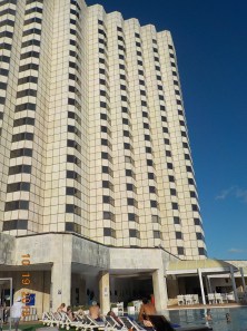 10-19-16-melia-cohiba-hotel-from-pool-001